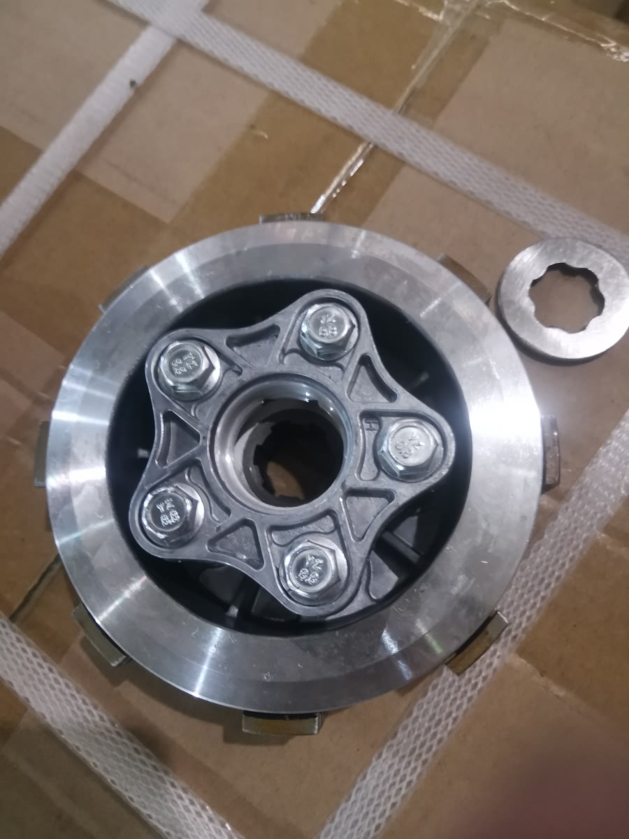 repuesto de moto MOTO71 — CENTRO CAMPANA CROCHE 5 TORNILLO