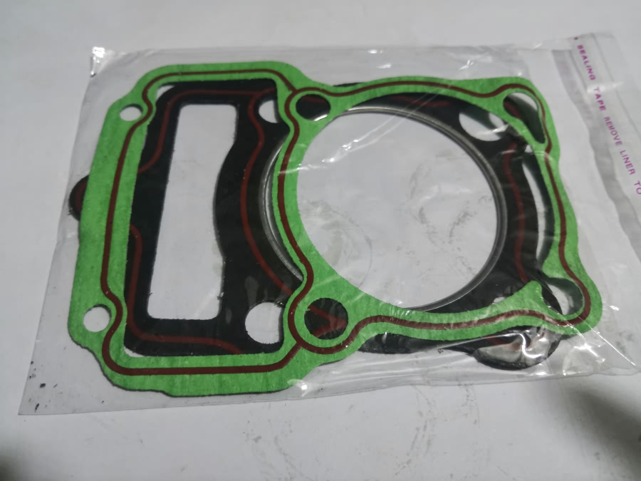 repuesto de moto MOTO71 — EMPACADURA CILINDRO Y CAMARA VERDE CG150