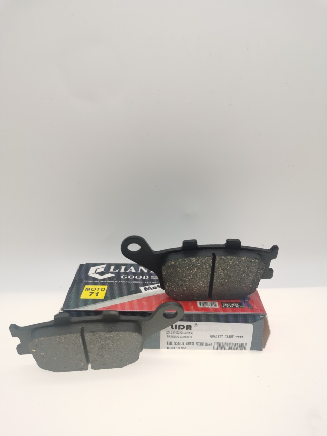 repuesto de moto MOTO71 — PASTILLA TRASERO VSTROM DL650