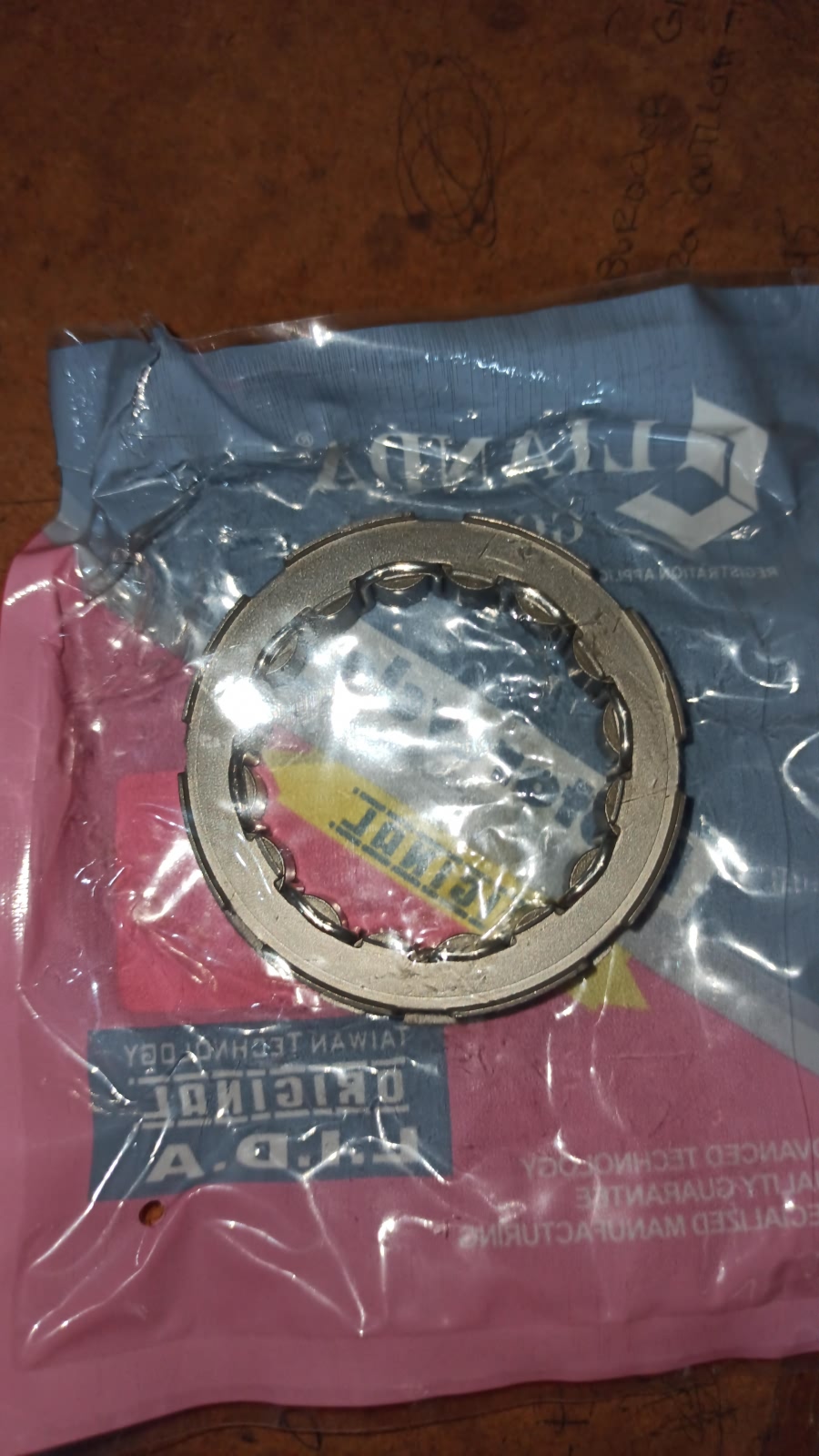 repuesto de moto MOTO71 — RACHE CREMALLERA TX200 SOLA(16PIN)
