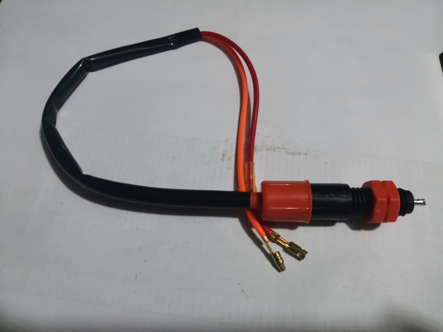 repuesto de moto MOTO71 — VALVULA DE FRENO TRASERO(CABLE)
