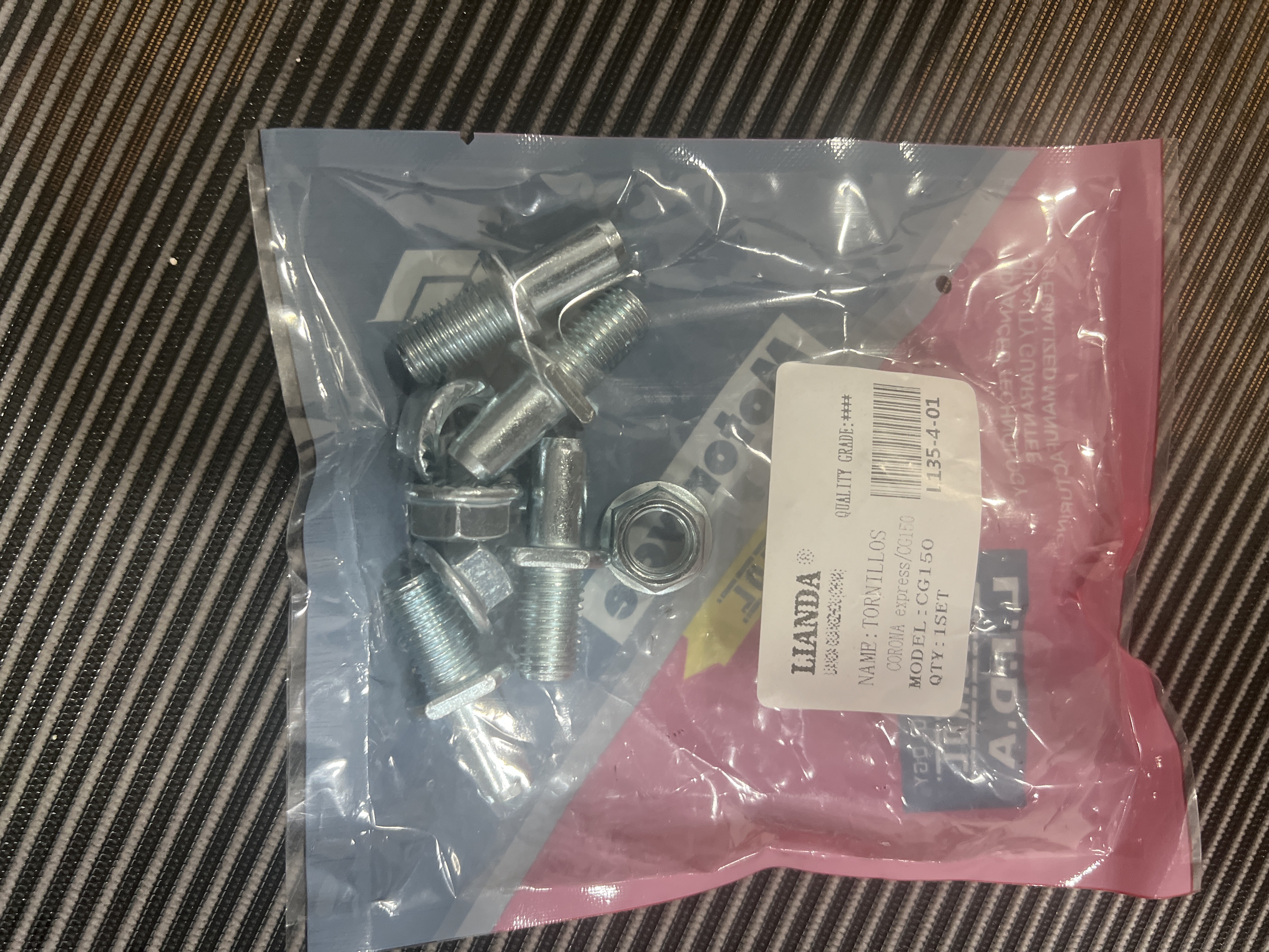 repuesto de moto MOTO71 — tornillo corona jaguar