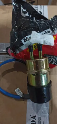 repuesto de moto MOTO71 — BOMBA DE GASOLINA PARA MOTOS CARBURADASHONDAYAMAHA ETC