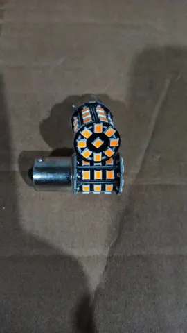 repuesto de moto MOTO71 — BOMBILLO CRUCE LED LUZ AMARILLO
