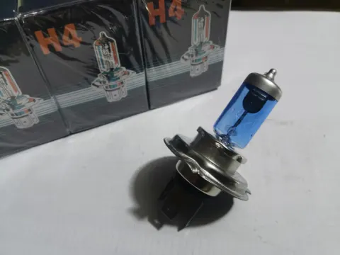 repuesto de moto MOTO71 — BOMBILLO H4 LUZ BLANCA
