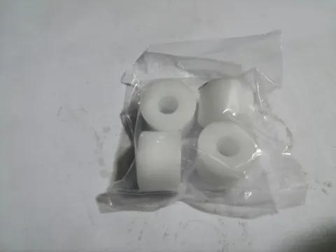 repuesto de moto MOTO71 — BUJE DE CORONA JAGUAR NYLON(4PZ)