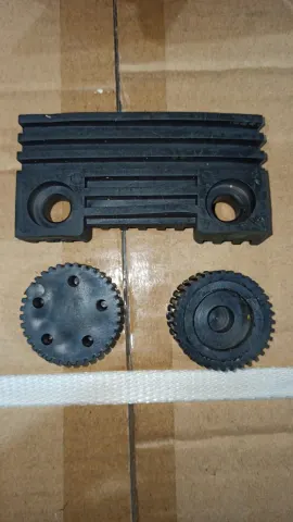 repuesto de moto MOTO71 — GOMA TANQUE SPEEDARSEN