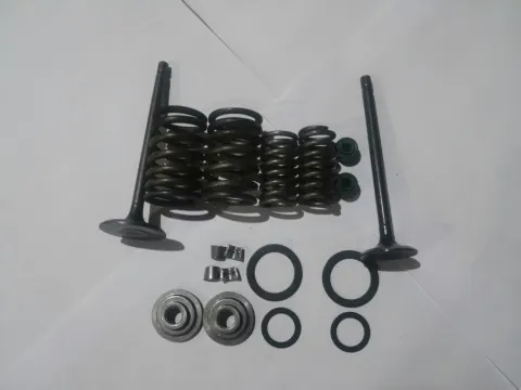 repuesto de moto MOTO71 — KIT DE VALVULA ADMESC CG150