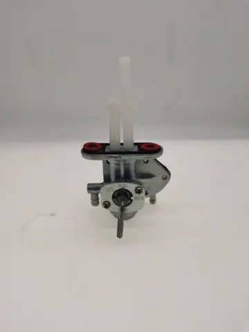 repuesto de moto MOTO71 — LLAVE GASOLINA KLR650