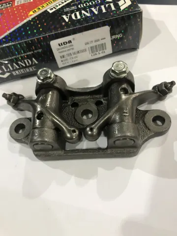 repuesto de moto MOTO71 — MARTILLERA CAMARA TX200(SUPERIOR)
