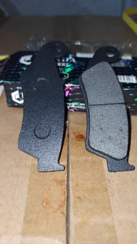 repuesto de moto MOTO71 — PASTILLA DELANTERA DR650