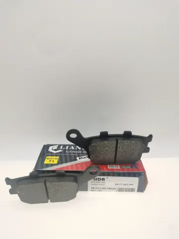 repuesto de moto MOTO71 — PASTILLA TRASERO VSTROM DL650