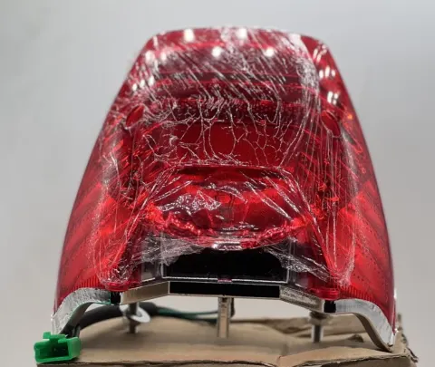 repuesto de moto MOTO71 — STOP TRASERO DT BERA (1)