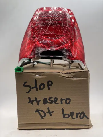 repuesto de moto MOTO71 — STOP TRASERO DT BERA